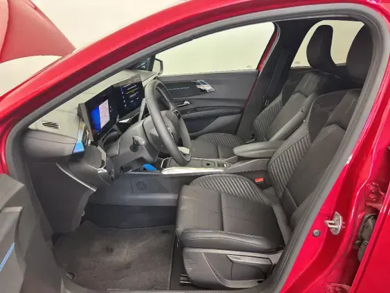 RENAULT CLIO VI - voiture de démonstration - Photo 18