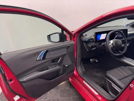 RENAULT CLIO VI - voiture de démonstration - Photo 19