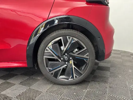 RENAULT CLIO VI - voiture de démonstration - Photo 24