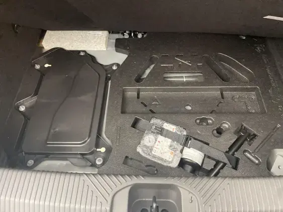 RENAULT CLIO VI - voiture de démonstration - Photo 17