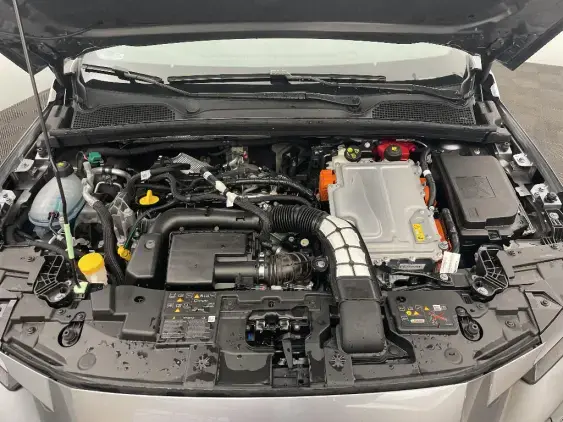 RENAULT CLIO VI - voiture de démonstration - Photo 21