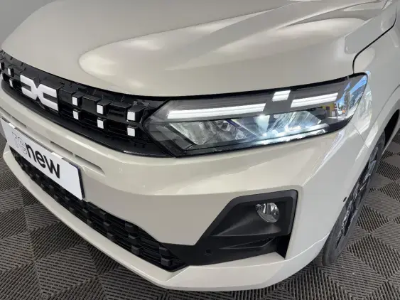 DACIA SANDERO III - voiture de démonstration - Photo 22