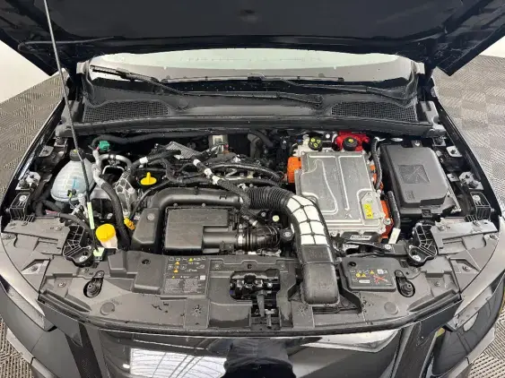 RENAULT CLIO VI - voiture de démonstration - Photo 21