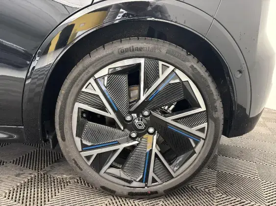 RENAULT CLIO VI - voiture de démonstration - Photo 24