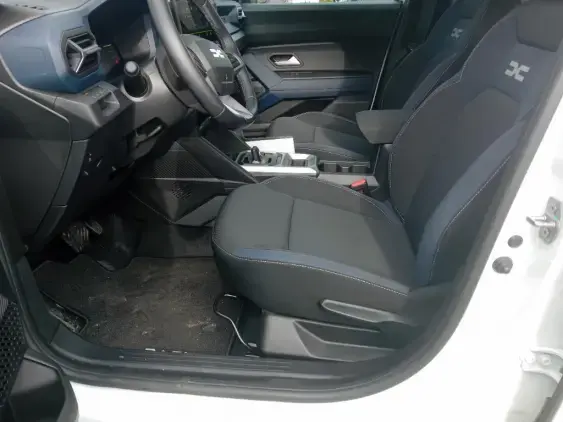 DACIA DUSTER III - voiture de démonstration - Photo 17