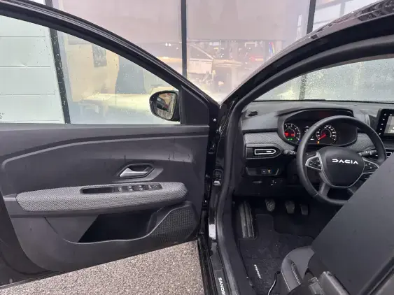 DACIA SANDERO III - voiture de démonstration - Photo 19