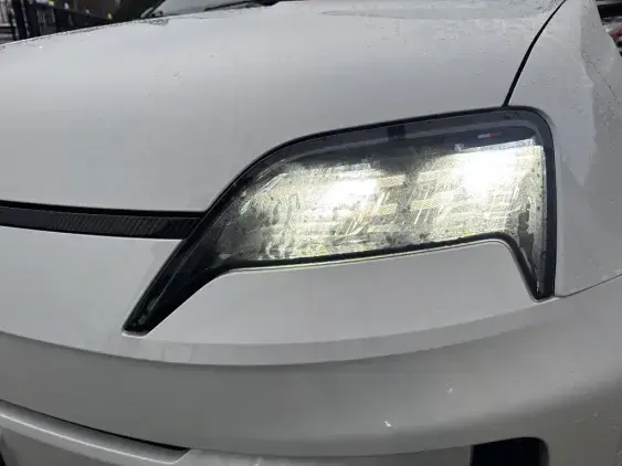 RENAULT 5 III - voiture de démonstration - Photo 22