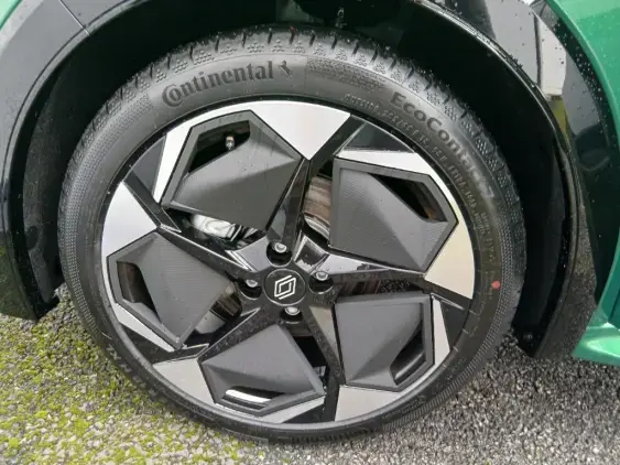 RENAULT CLIO VI - voiture de démonstration - Photo 20