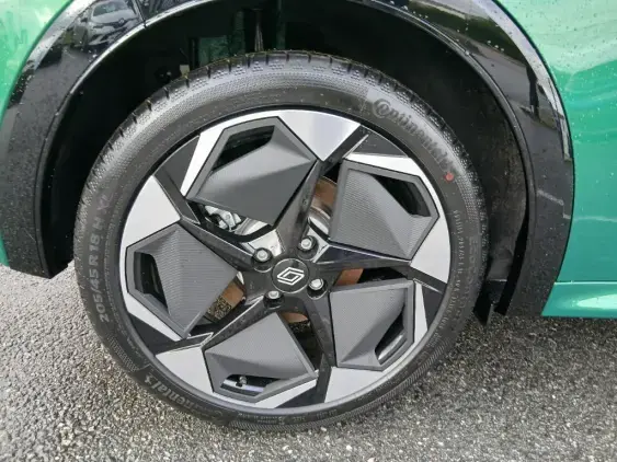 RENAULT CLIO VI - voiture de démonstration - Photo 22