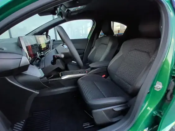 RENAULT CLIO VI - voiture de démonstration - Photo 16