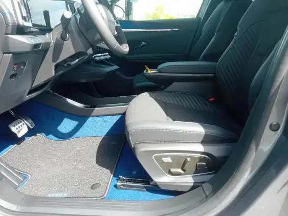 RENAULT SCENIC V ELECTRIQUE - voiture de démonstration - Photo 17