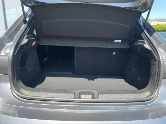 RENAULT CLIO VI - voiture de démonstration - Photo 16