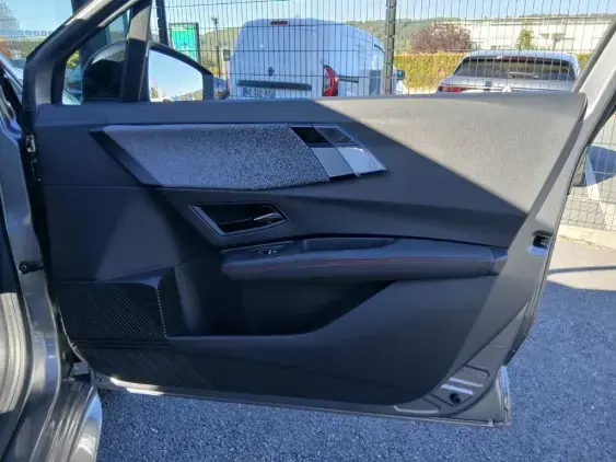 RENAULT CLIO VI - voiture de démonstration - Photo 18