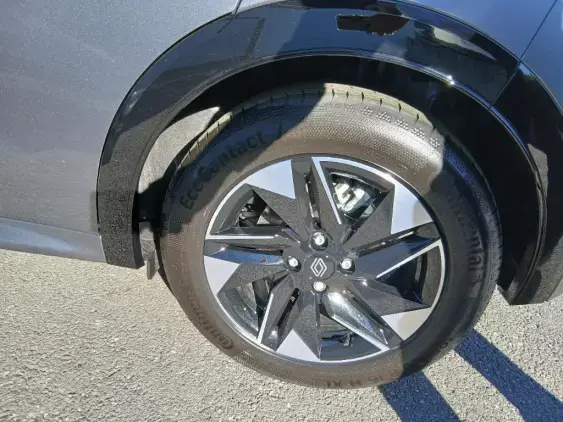 RENAULT CLIO VI - voiture de démonstration - Photo 21