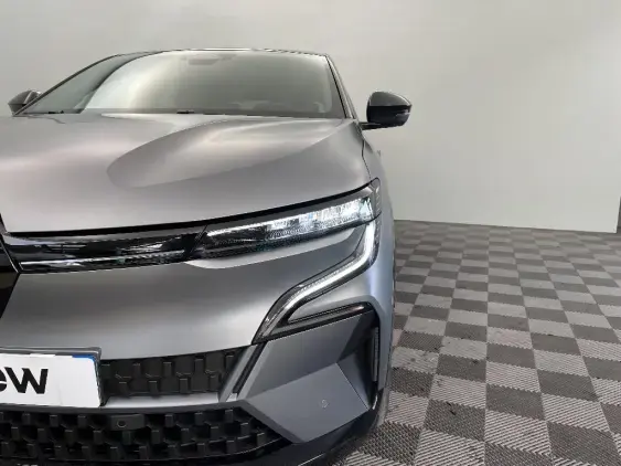 RENAULT MEGANE V - voiture de démonstration - Photo 21