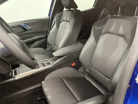 RENAULT CLIO VI - voiture de démonstration - Photo 18