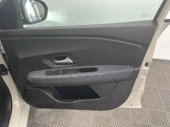 DACIA SANDERO III - voiture de démonstration - Photo 20