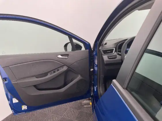 RENAULT CLIO V - voiture de démonstration - Photo 19