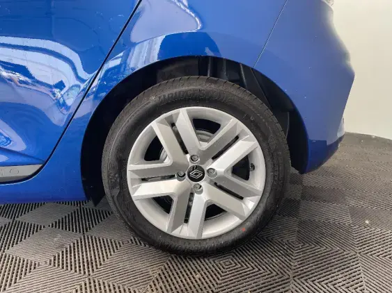 RENAULT CLIO V - voiture de démonstration - Photo 24