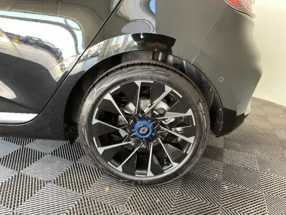 RENAULT CLIO V - voiture de démonstration - Photo 24