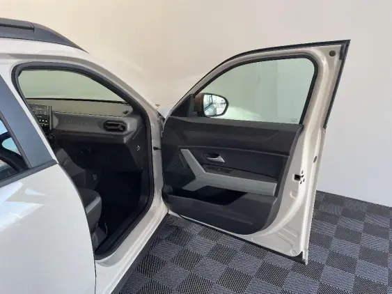 DACIA DUSTER III - voiture de démonstration - Photo 20