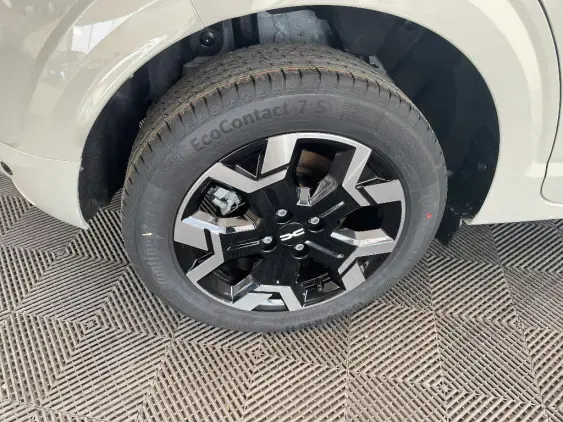 DACIA SANDERO III - voiture de démonstration - Photo 25