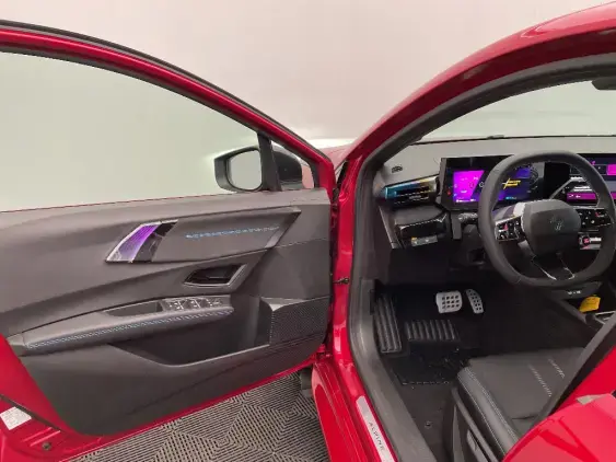 RENAULT CLIO VI - voiture de démonstration - Photo 19