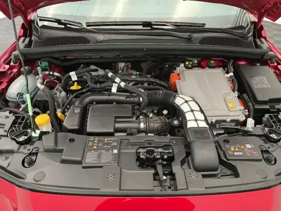 RENAULT CLIO VI - voiture de démonstration - Photo 21