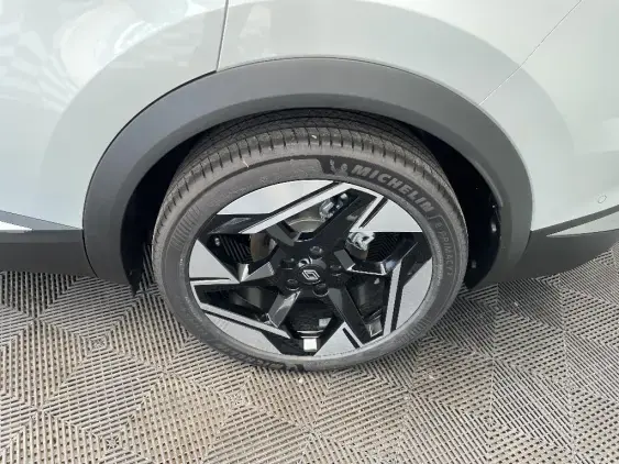 RENAULT SYMBIOZ - voiture de démonstration - Photo 24