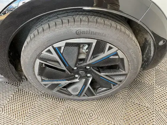 RENAULT CLIO VI - voiture de démonstration - Photo 23