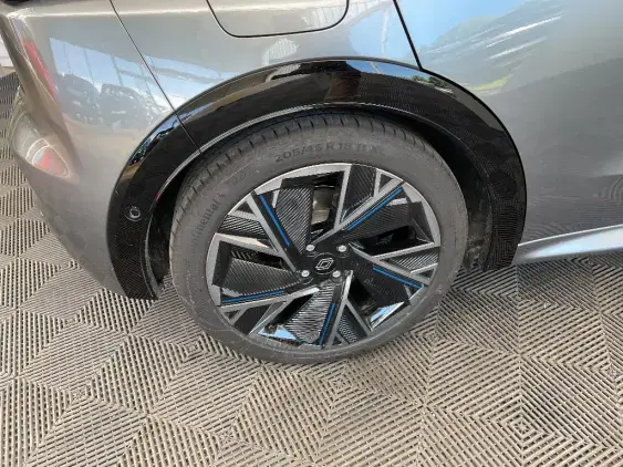 RENAULT CLIO VI - voiture de démonstration - Photo 24