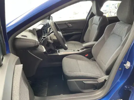 RENAULT CLIO VI - voiture de démonstration - Photo 18