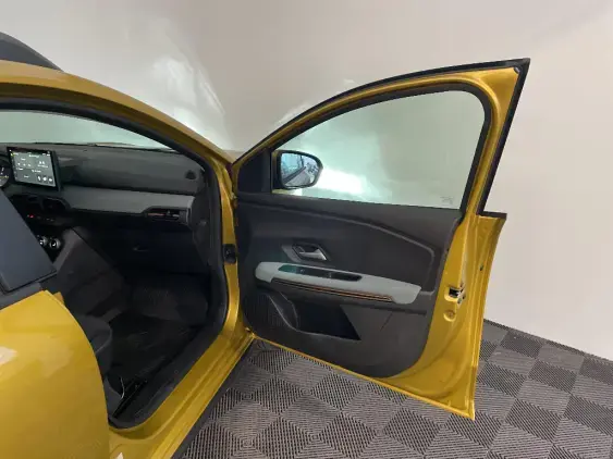 DACIA SANDERO III - voiture de démonstration - Photo 20