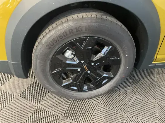 DACIA SANDERO III - voiture de démonstration - Photo 23