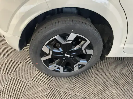 DACIA SANDERO III - voiture de démonstration - Photo 25