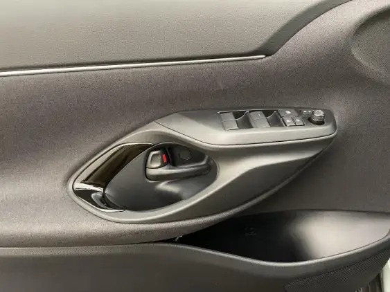 TOYOTA YARIS CROSS I - voiture de démonstration - Photo 19