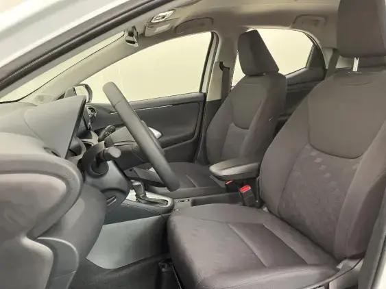 TOYOTA YARIS IV - voiture de démonstration - Photo 18