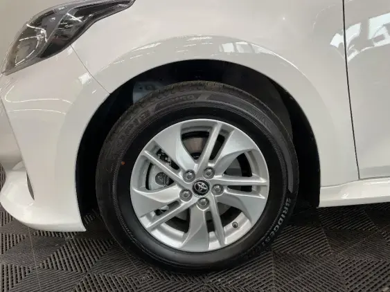 TOYOTA YARIS IV - voiture de démonstration - Photo 23