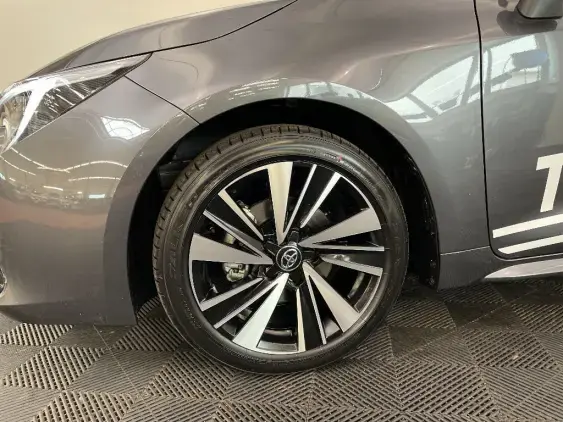 TOYOTA COROLLA TOURING SPT X - voiture de démonstration - Photo 23