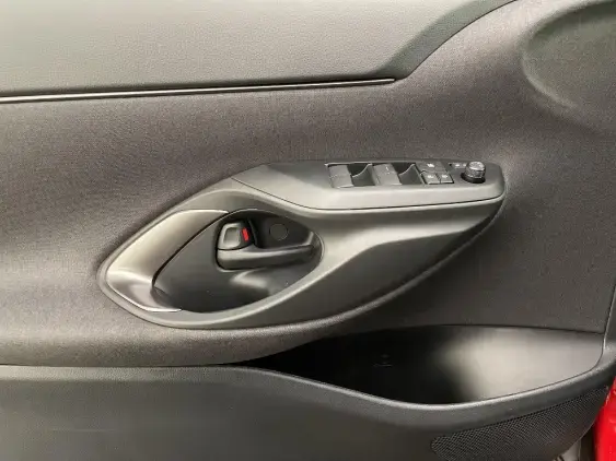 TOYOTA YARIS CROSS I - voiture de démonstration - Photo 19