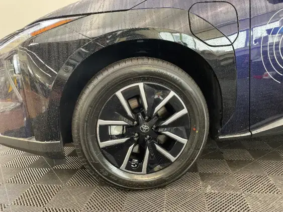 TOYOTA BZ4X - voiture de démonstration - Photo 23