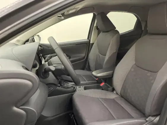 TOYOTA YARIS IV - voiture de démonstration - Photo 18