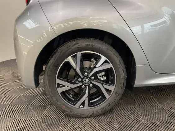 TOYOTA YARIS IV - voiture de démonstration - Photo 25