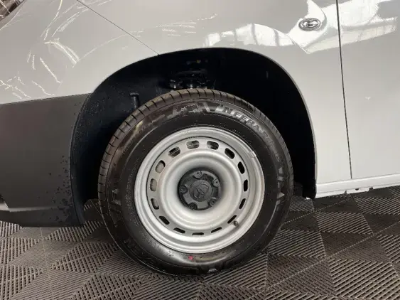 TOYOTA PROACE CITY - voiture de démonstration - Photo 23