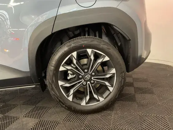 TOYOTA YARIS CROSS - voiture de démonstration - Photo 24