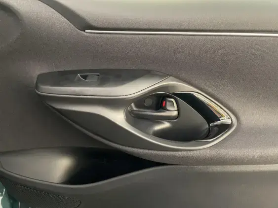 TOYOTA YARIS IV - voiture de démonstration - Photo 20