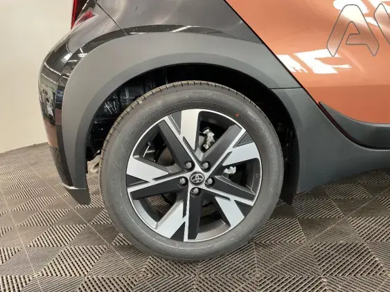 TOYOTA AYGO X - voiture de démonstration - Photo 25