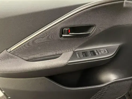 TOYOTA C-HR II - voiture de démonstration - Photo 19