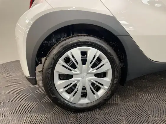 TOYOTA AYGO X - voiture de démonstration - Photo 25