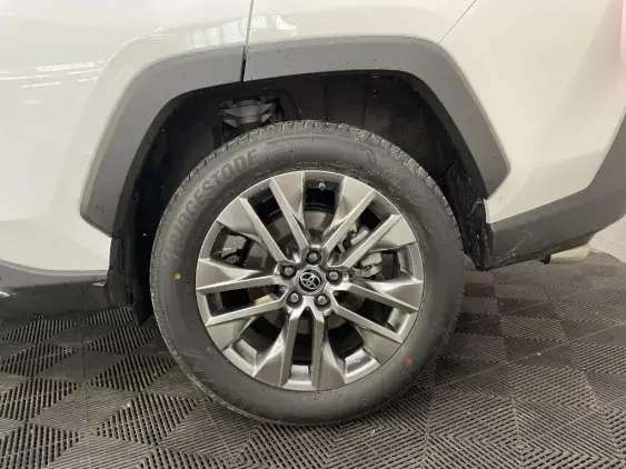 TOYOTA RAV4 V - voiture de démonstration - Photo 24